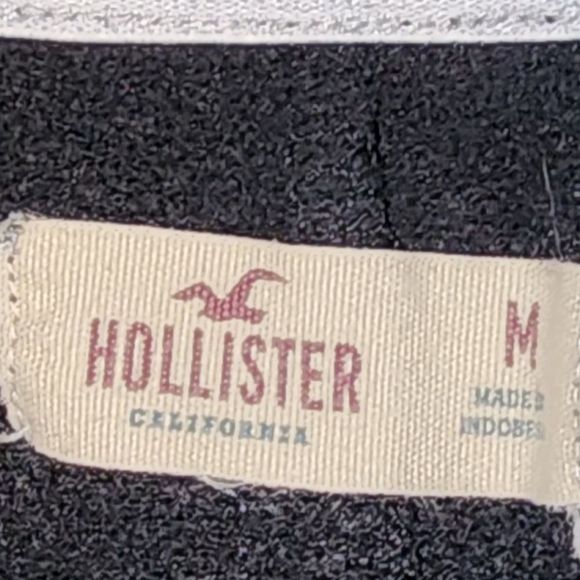 {SOLD} Nike & Hollister Lot - 2 pairs Sweat Shorts - Picture 8 of 9